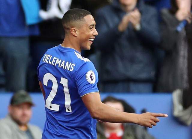  莱斯特城爆冷胜利物浦，蒂勒曼斯替补登场成英雄  