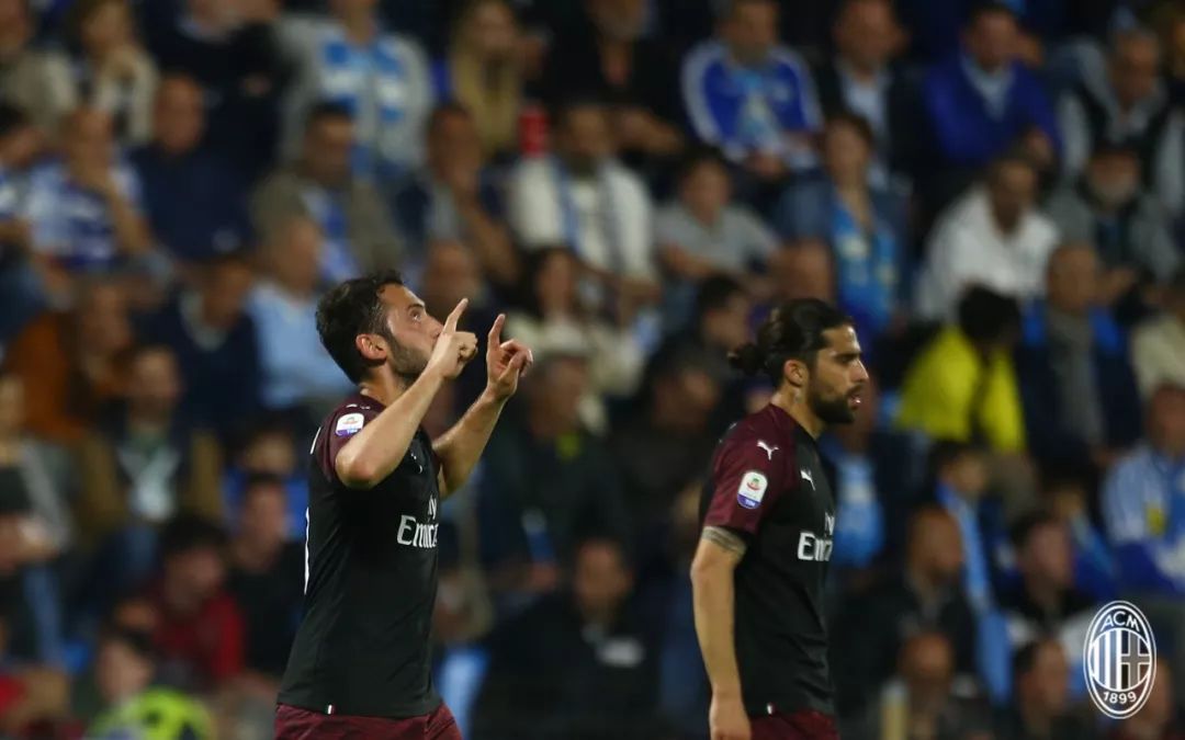  帕德博恩虽败犹荣，弱旅拼搏精神赢得尊重喝彩