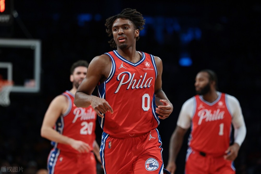  比勒菲尔德防守反击犀利，爆冷战胜门兴