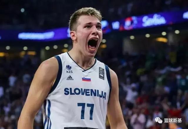  东契奇末节独揽15分，独行侠险胜快船  